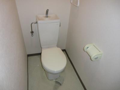 トイレ　写真は同物件の別号室です。
