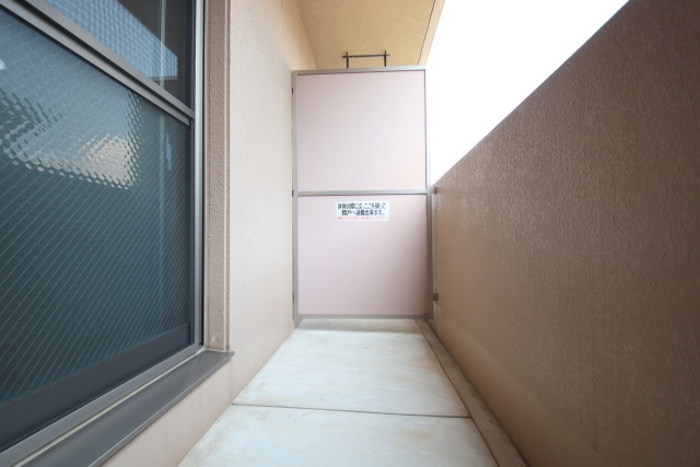 バルコニー　※別室の参考写真の為、現況優先です。