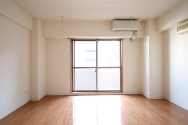 居室・リビング　※別室の参考写真の為、現況優先です。