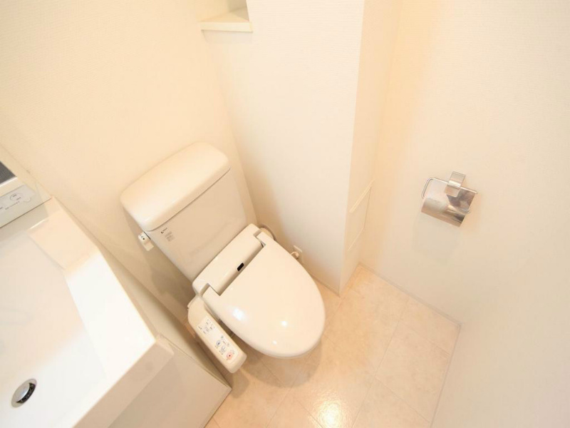 トイレ　温水洗浄便座付トイレ