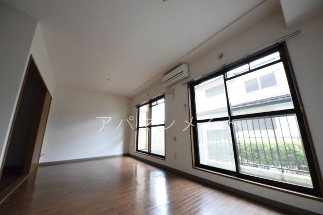 居室・リビング　ゆったり過ごせるリビングです