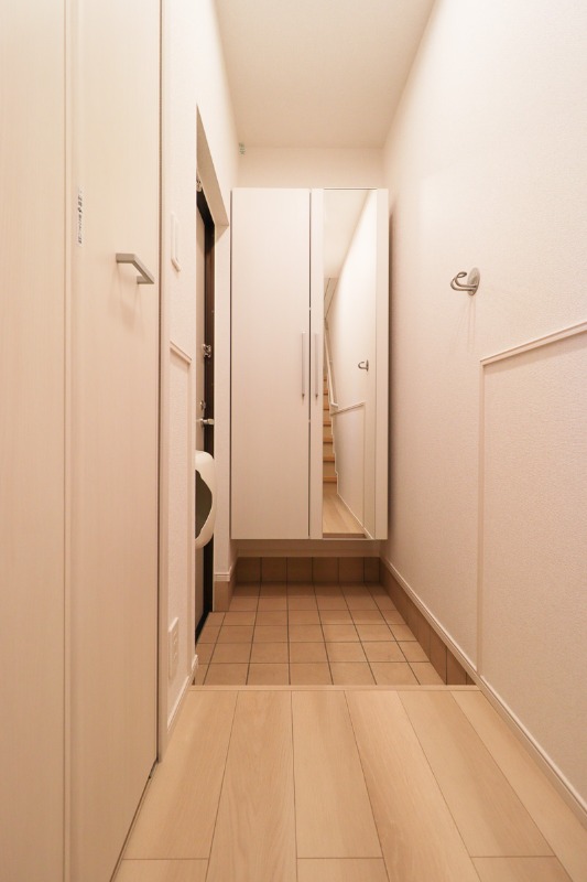 玄関　図面と現状に相違がある場合には現状を優先