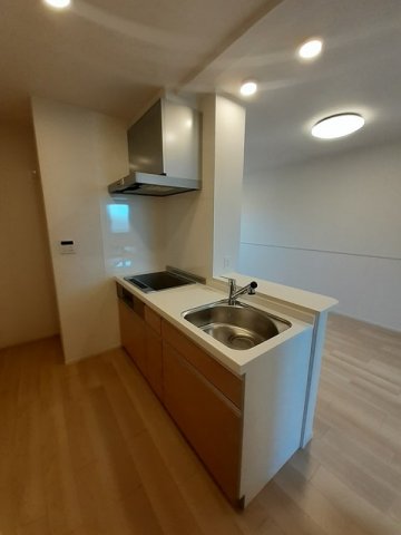 居室・リビング　こちらのリビングで趣味の時間をお楽しみください