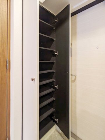 収納　シューズBOX