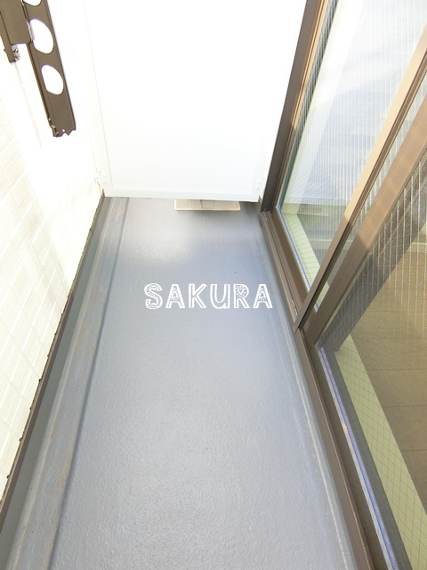 バルコニー　便利で嬉しいバルコニー付きです♪