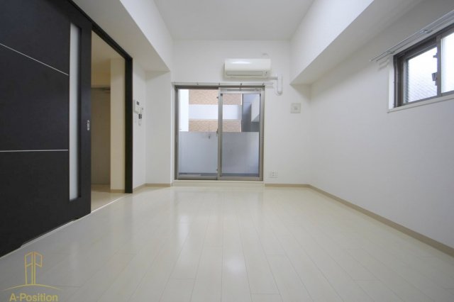 居室・リビング　ビガーポリス143松ヶ枝町