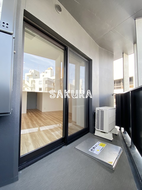 バルコニー　暖かな日差しのふりそそぐバルコニー♪