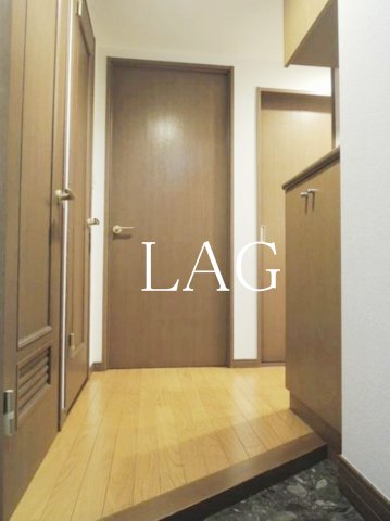 玄関　玄関です。