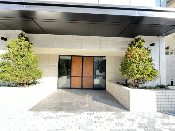 エントランス　エントランス