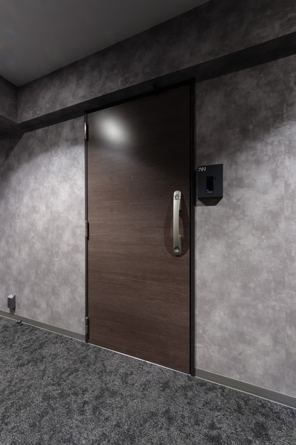 玄関　※写真は同タイプ住戸です。