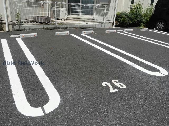 駐車場　駐車場