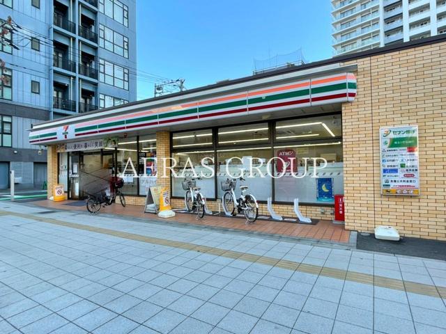 コンビニ　セブンイレブンさいたま下町3丁目店（コンビニ）まで72m