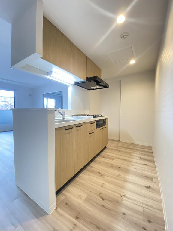 キッチン　人気の対面システムキッチンタイプです！