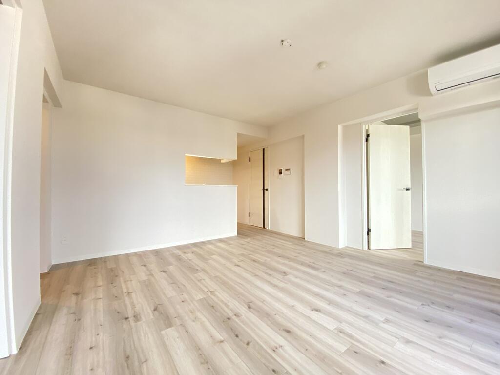 居室・リビング　☆14.2帖の広々としたリビングです！