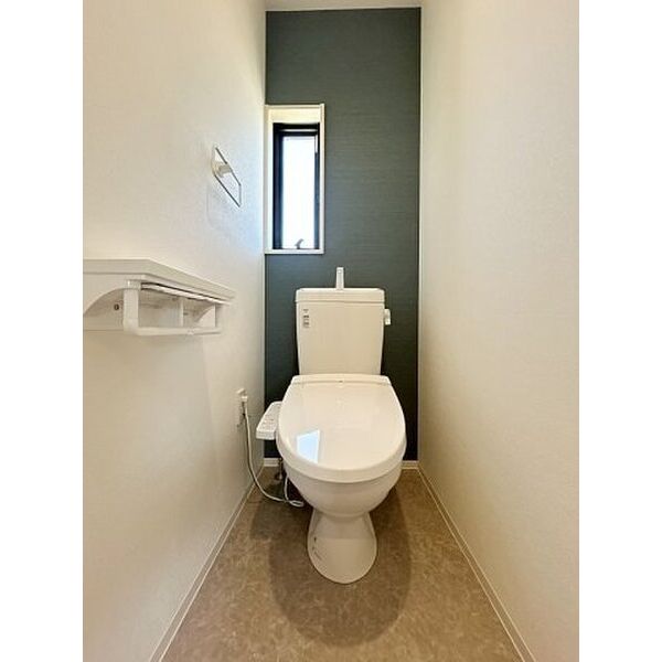 トイレ　※同社施工物件イメージ写真