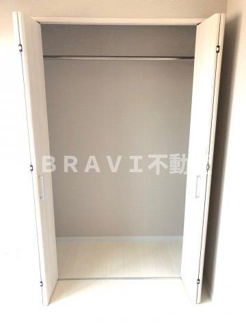 収納　【DWELL GALAXY】大きなものも収納できそうです