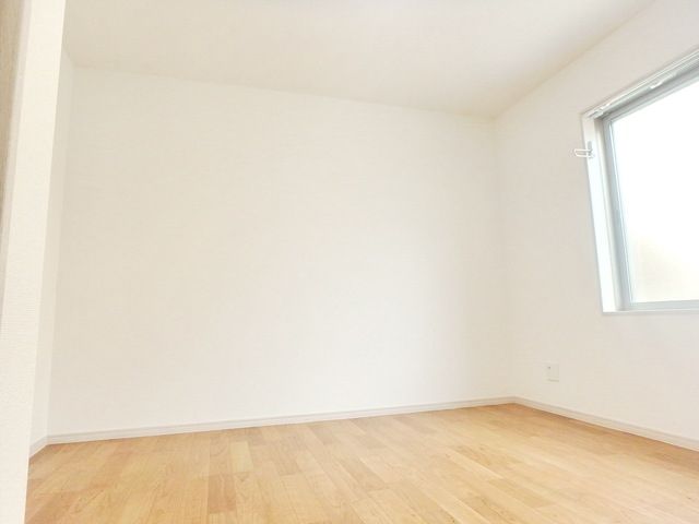 居室・リビング　★日当たり良好な居室★