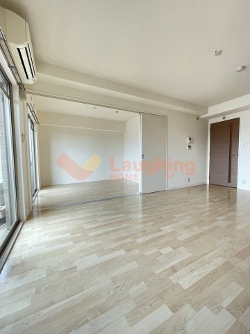 居室・リビング　ゆったり過ごせる居間です