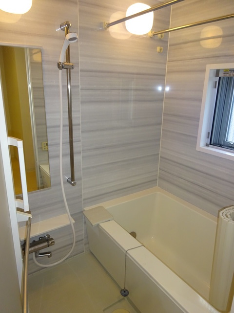 バス・シャワールーム