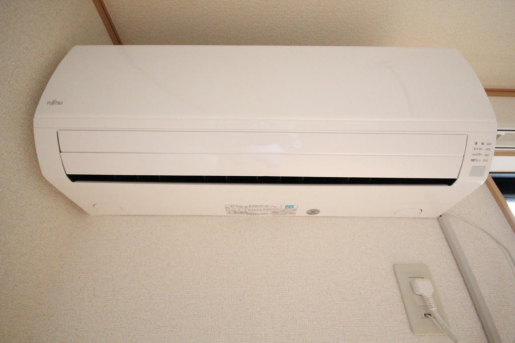 居室・リビング　エアコン新品