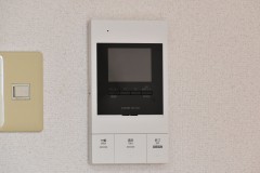 セキュリティ　※同建物の別のお部屋の写真です。