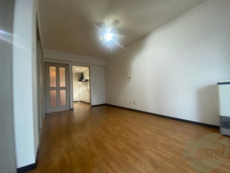 居室・リビング　広くてキレイなお部屋が広がっていて、充実した生活が送れそう。