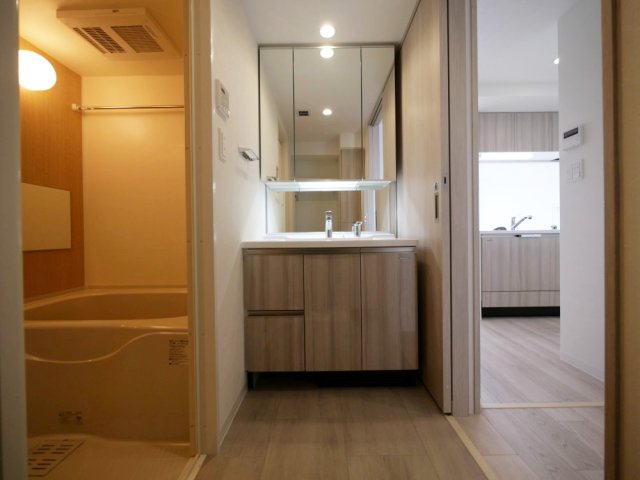 洗面設備　洗面所です