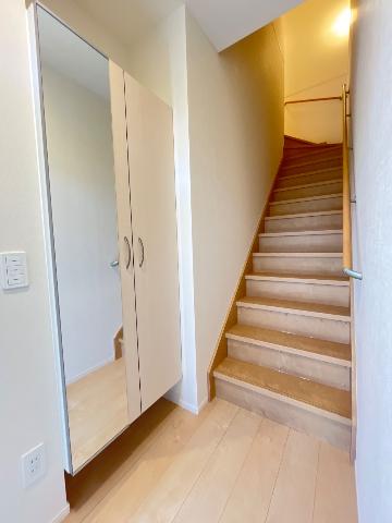 エントランス　下駄箱