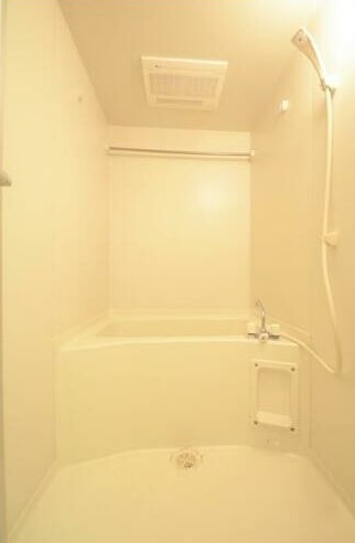 バス・シャワールーム　バス・トイレ別です