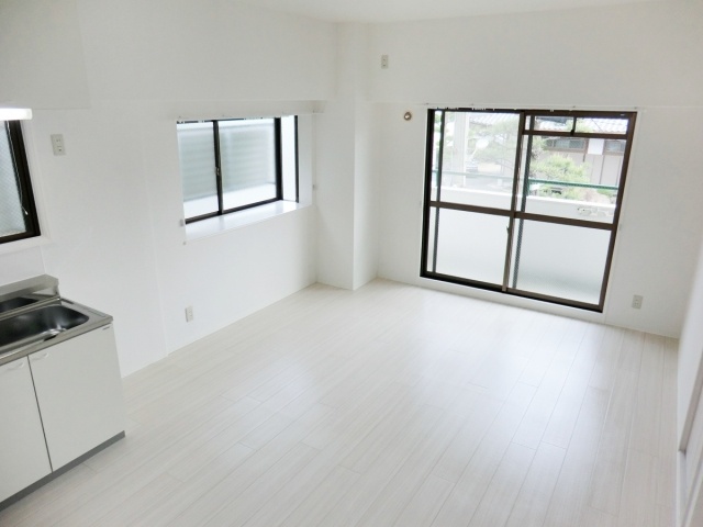 居室・リビング　13.5帖のリビングルーム♪