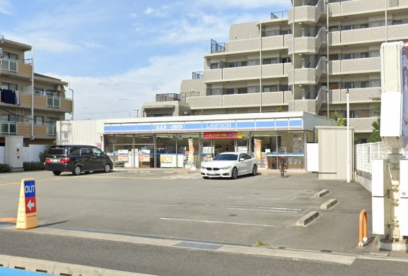 コンビニ　ローソン 伊丹大鹿七丁目店（コンビニ）まで417m