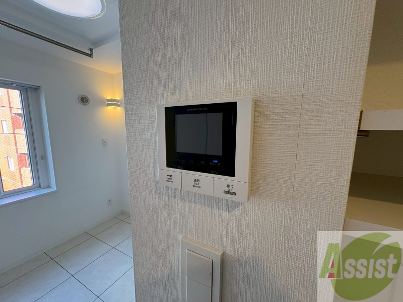 セキュリティ　インターホンは通話ができるので急な訪問があっても安心です。