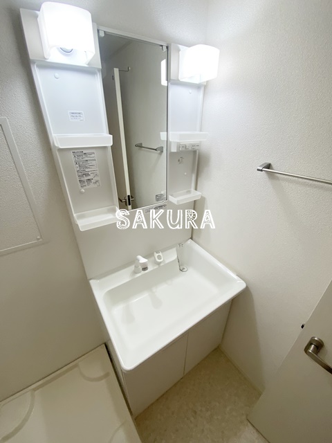 洗面設備　忙しい朝には欠かせない洗面所です♪