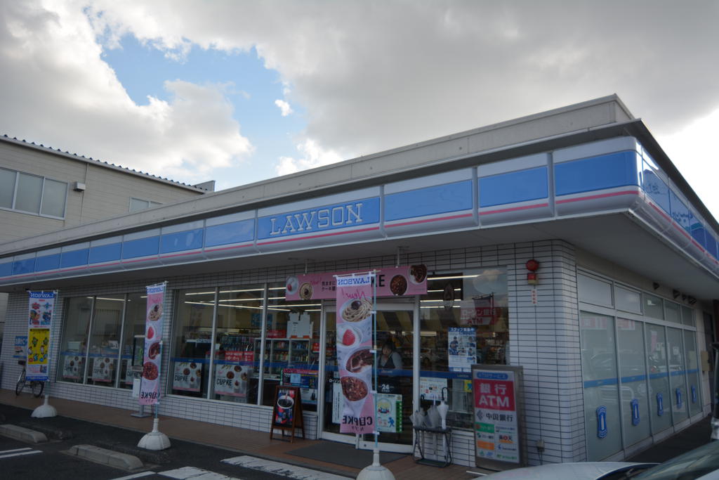 コンビニ　ローソン南古都店（コンビニ）まで385m