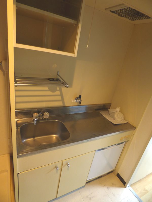 キッチン　別部屋のお写真です。ご参考までに！