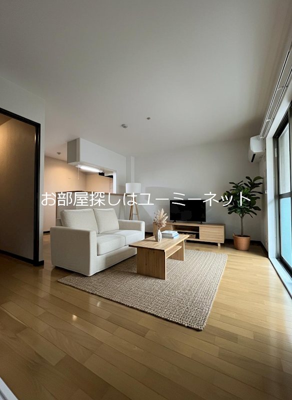 居室・リビング　※写真内の家具はＣＧ画像です。物件に付帯するものではありませ
