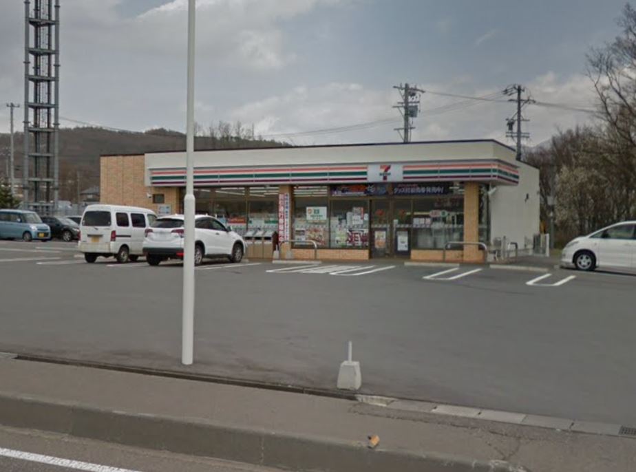 コンビニ　セブンイレブン浅科バイパス店（コンビニ）まで2261m