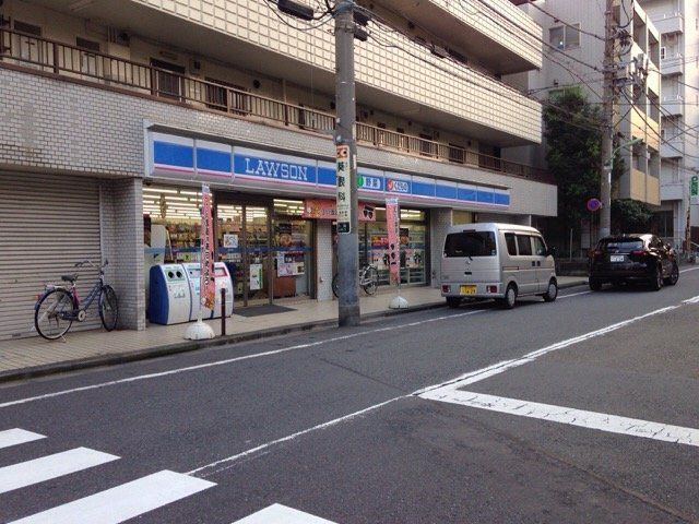 コンビニ　ローソン羽田四丁目店（コンビニ）まで529m