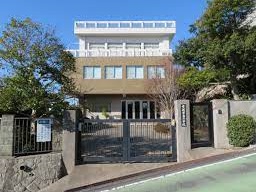 小学校　愛徳学園小学校（小学校）まで413m