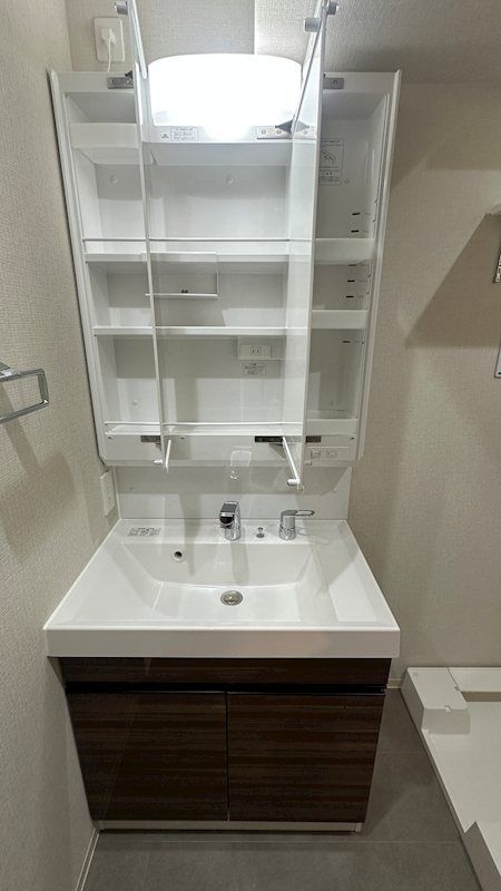 洗面設備　☆嬉しい独立洗面台☆