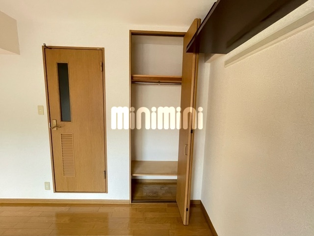 収納　＊別のお部屋の写真です。
