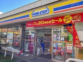 コンビニ　ミニストップ（コンビニ）まで450m