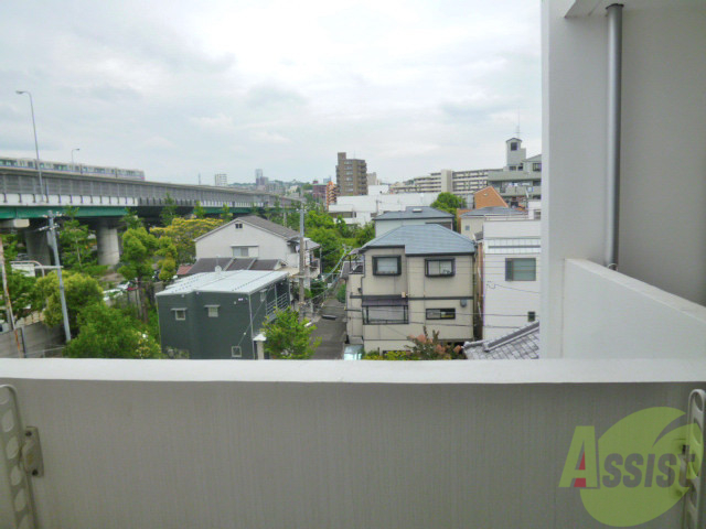 バルコニー　お家に帰ってきて窓を開けるとこの景色。癒されそうー