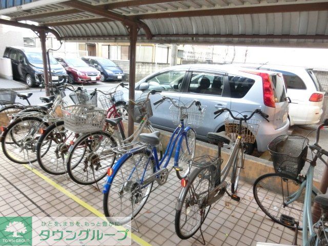 その他共有部分　屋根付きの駐輪場