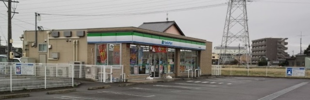 コンビニ　ファミリーマート　藤枝青南町店（コンビニ）まで482m