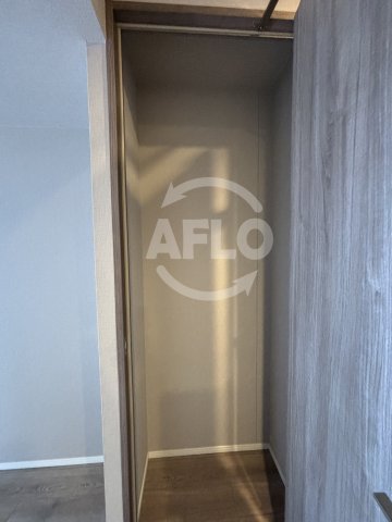 収納　RJRプレシア南堀江　納戸
