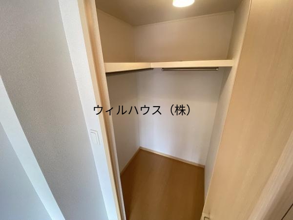 収納　ウォークインクローゼット！
