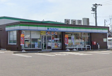 コンビニ　ファミリーマート 一宮玉ノ井店（コンビニ）まで325m