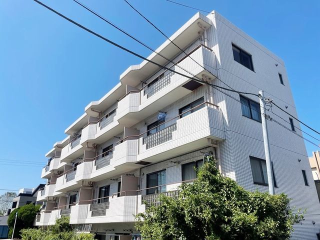 建物外観　日当り良好、風通し抜群です。