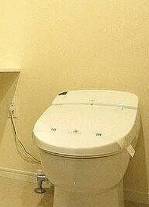 トイレ　トイレもきれいです